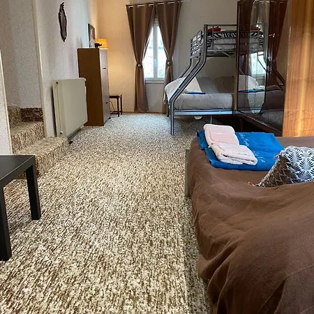 De L'ouvroux Дом отдыха *