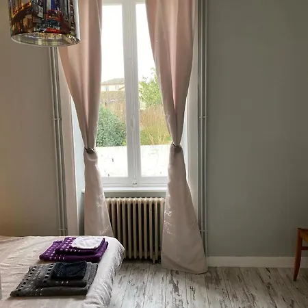 De L'ouvroux Holiday home *