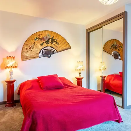 De L'ouvroux Holiday home *