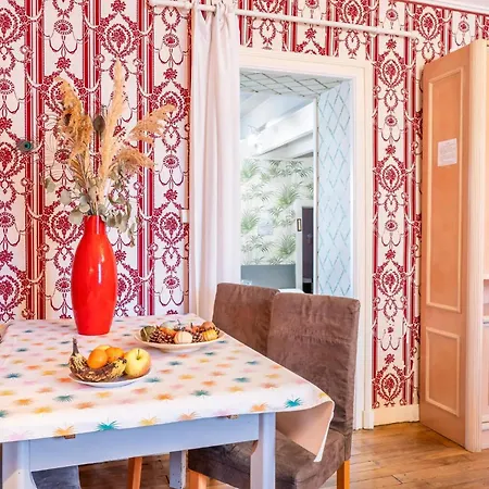 De L'ouvroux Holiday home Montournais