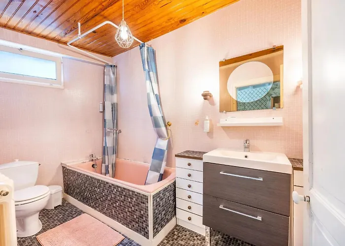 De L'ouvroux Dom wakacyjny